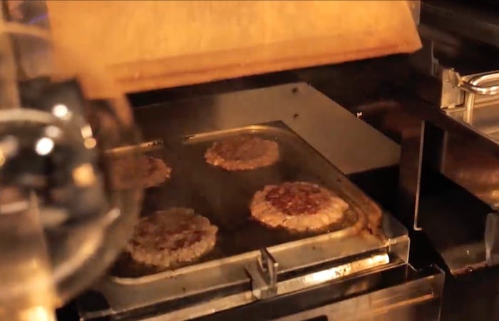 24 Hours Beta Tasting Robotic Burger, Chicken, Pizza, & Coffee Concepts In Seoul